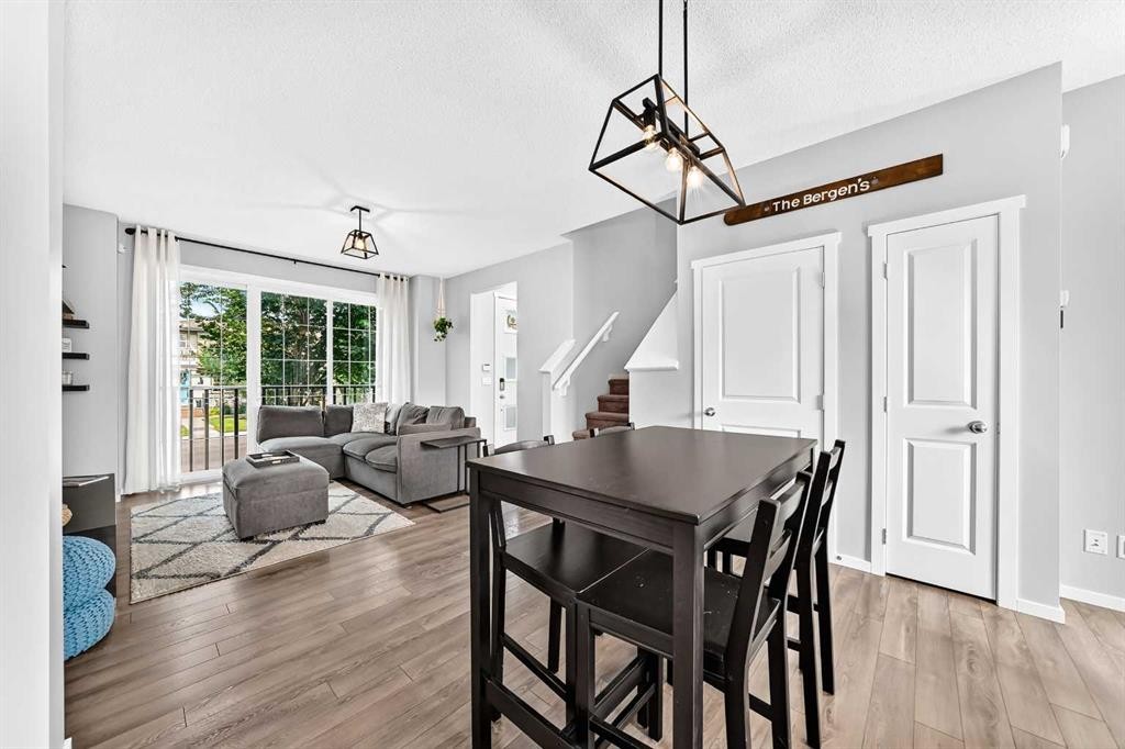 680 Walden Drive Se, Calgary, AB