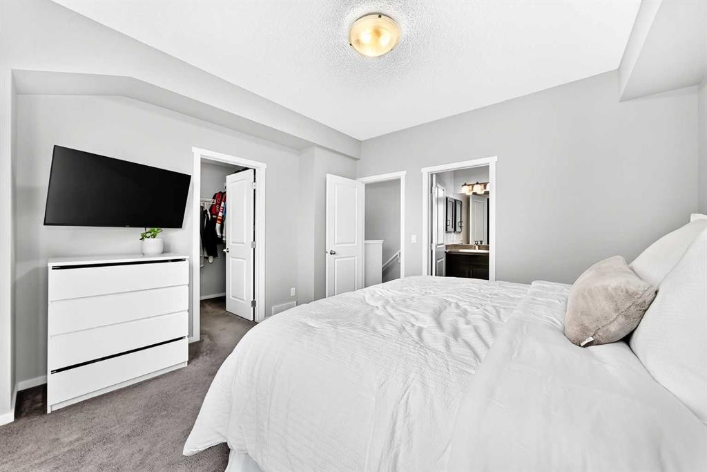 680 Walden Drive Se, Calgary, AB