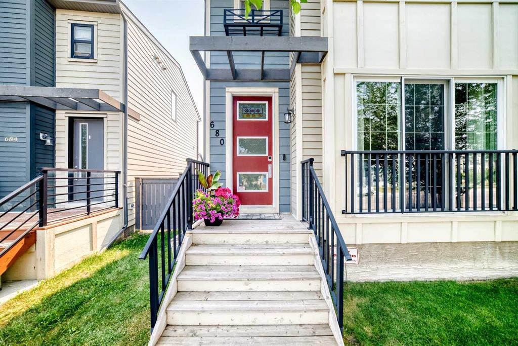 680 Walden Drive Se, Calgary, AB