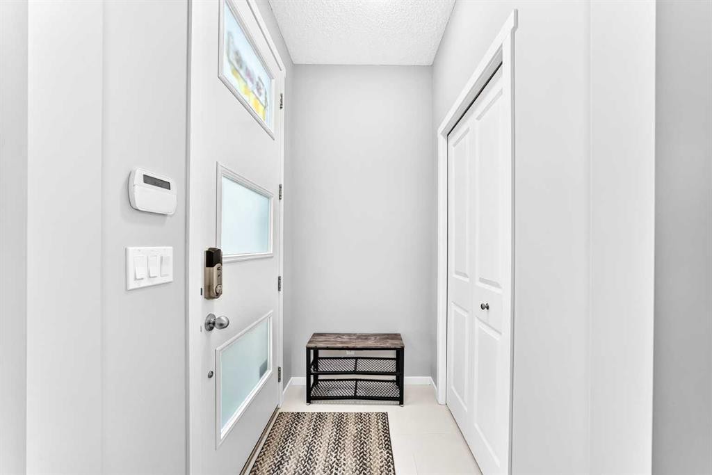 680 Walden Drive Se, Calgary, AB