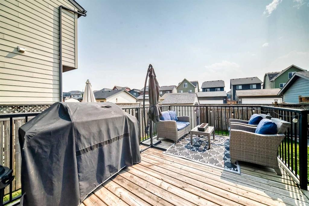 680 Walden Drive Se, Calgary, AB