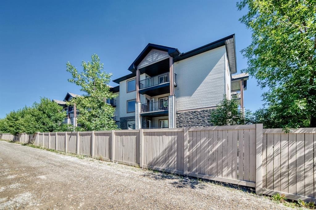 1321-8 Bridlecrest Drive Sw, Calgary, AB