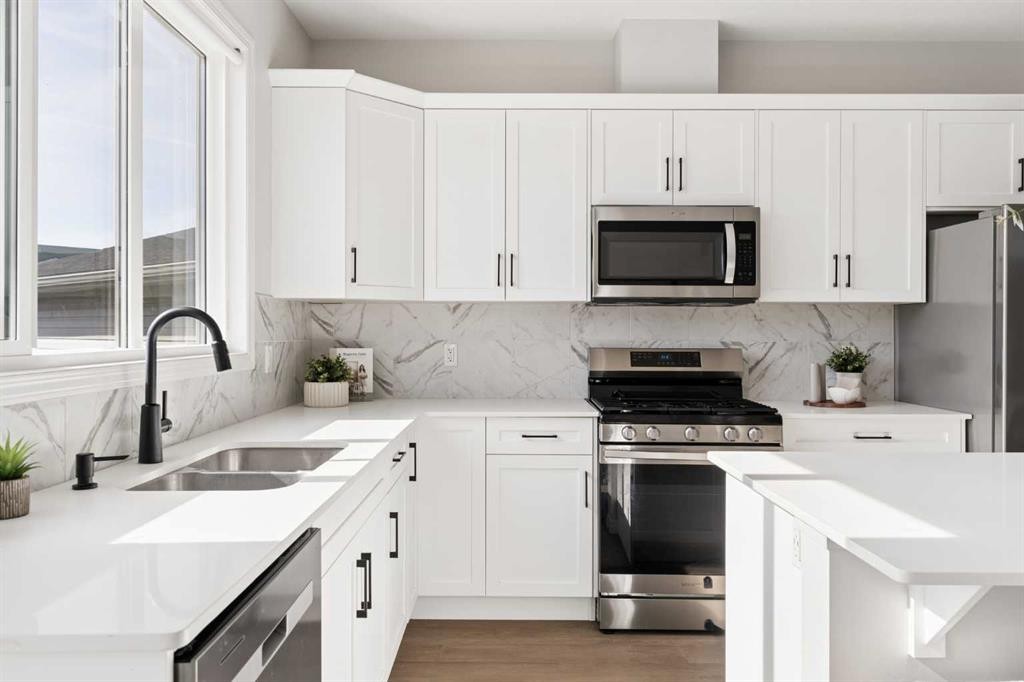 76 Seton Row Se, Calgary, AB