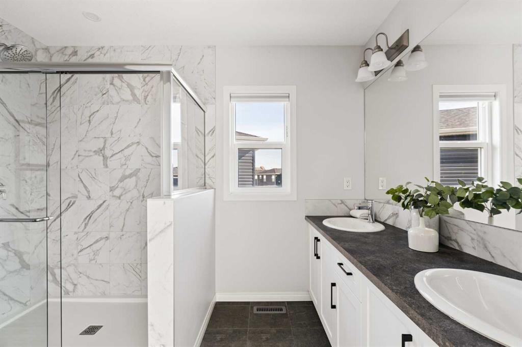 76 Seton Row Se, Calgary, AB