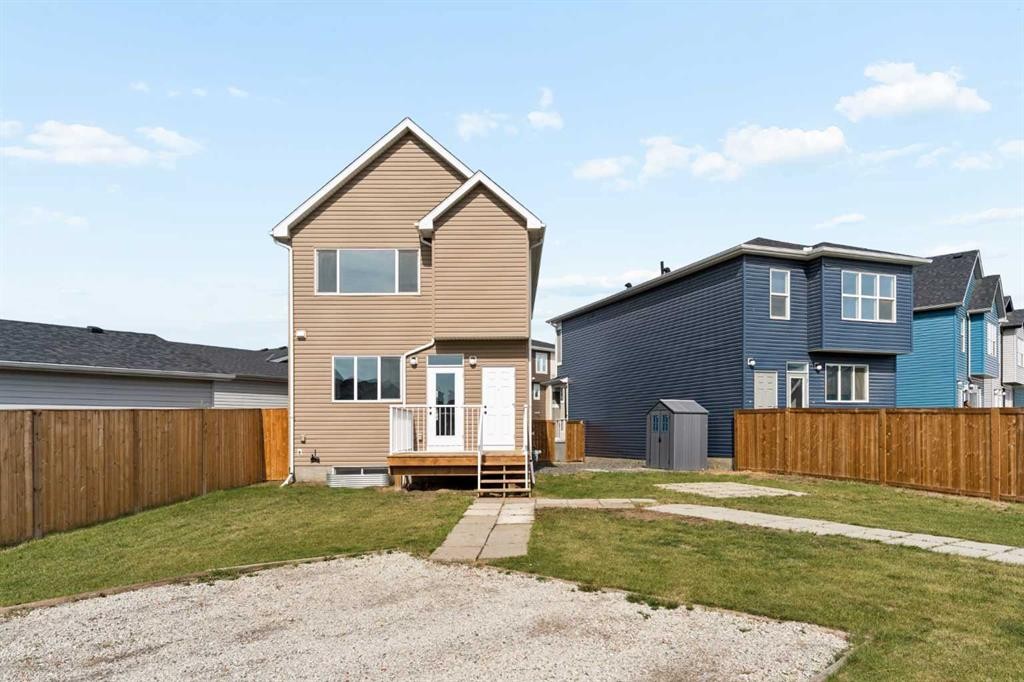 76 Seton Row Se, Calgary, AB