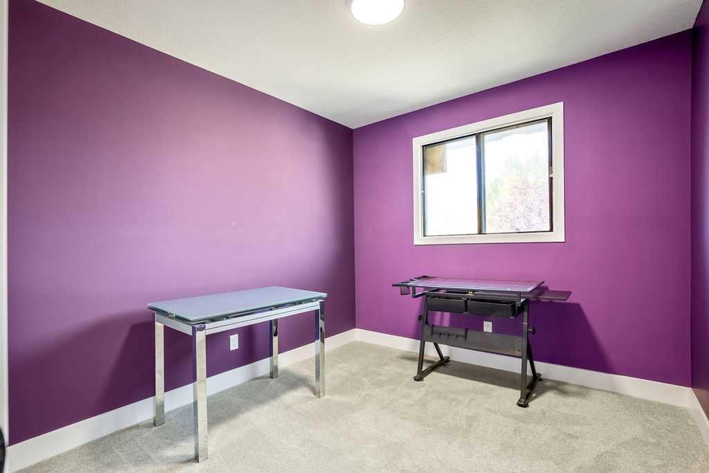68 Falconridge Close Ne, Calgary, AB