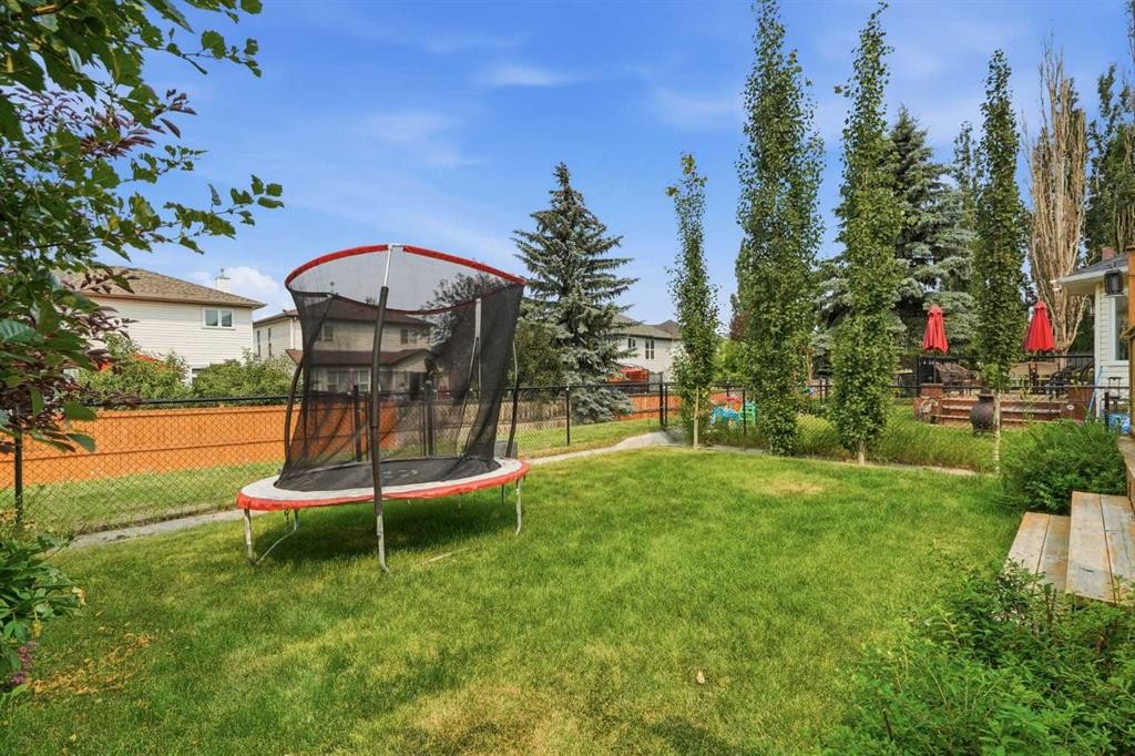 321 Douglas Ridge Circle Se, Calgary, AB
