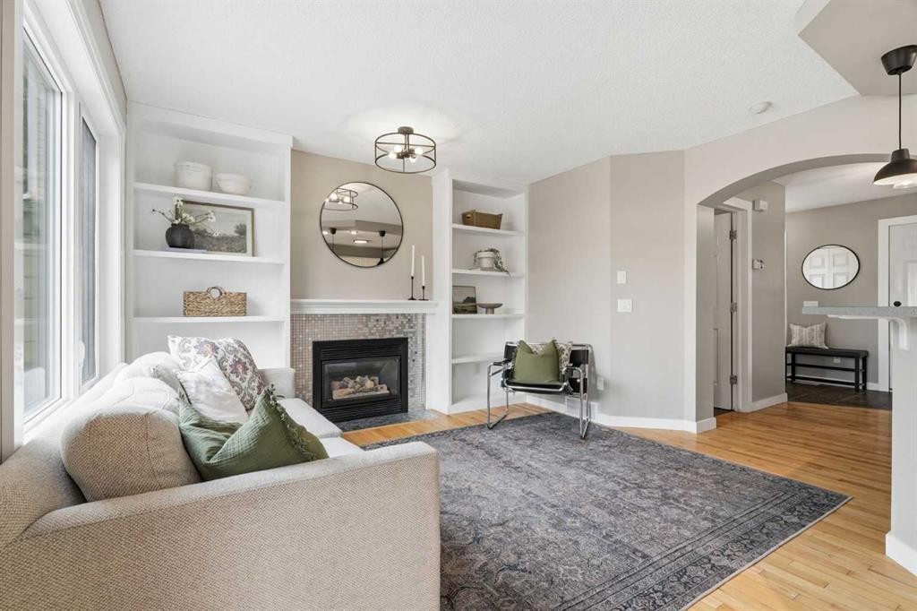 321 Douglas Ridge Circle Se, Calgary, AB
