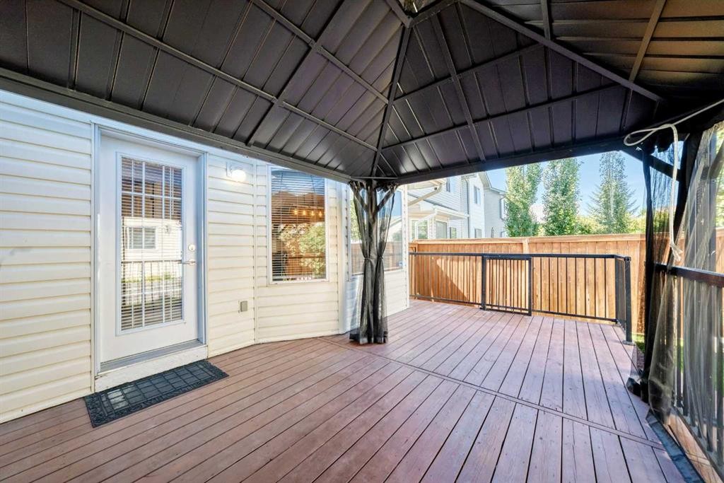 22 Cramond Crescent Se, Calgary, AB