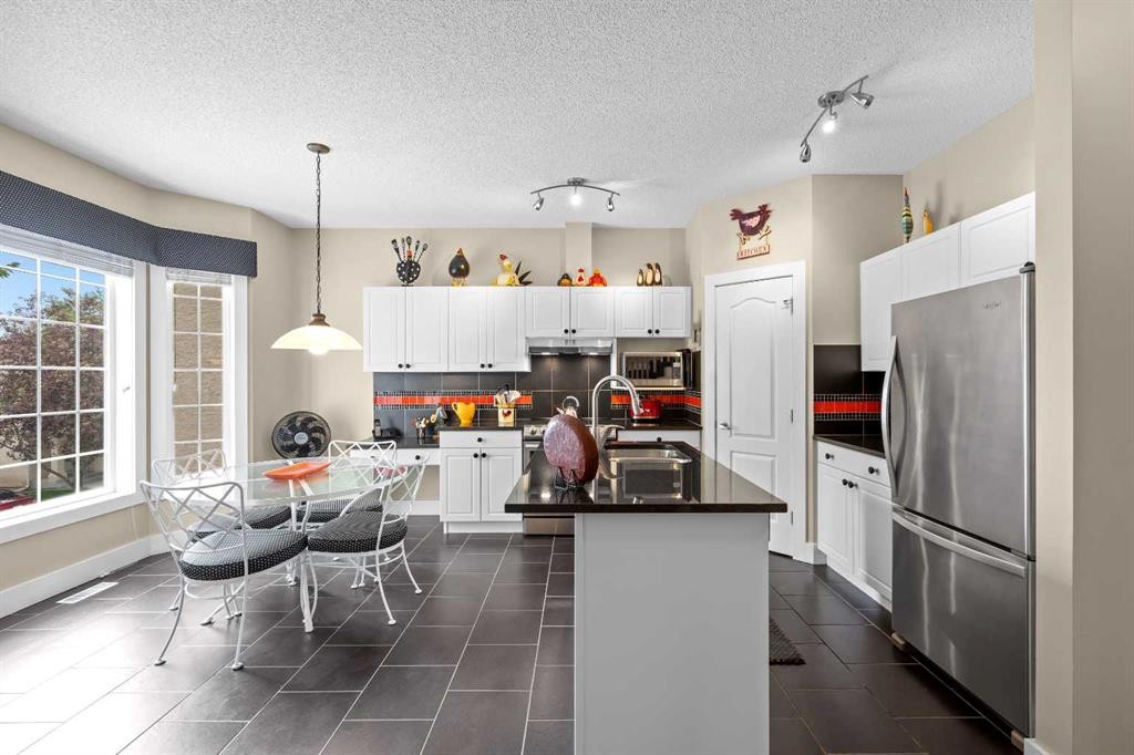 87 Hamptons Link Nw, Calgary, AB