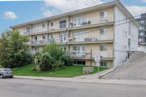 18-1813 25 Avenue SW Calgary, AB T2T 1A4