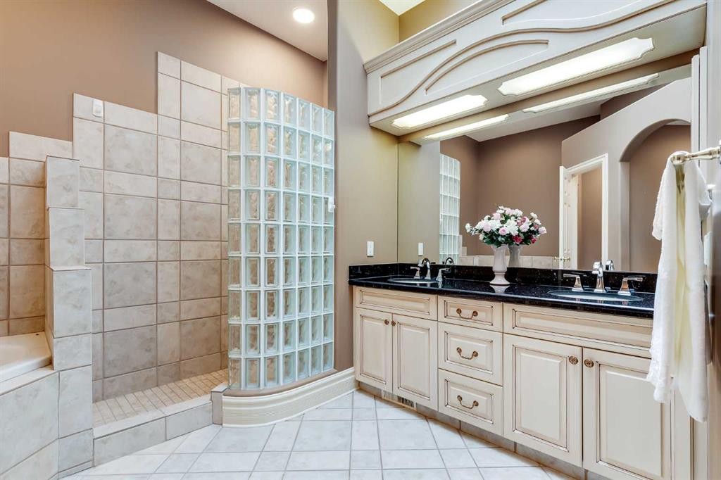 4592 Hamptons Way Nw, Calgary, AB