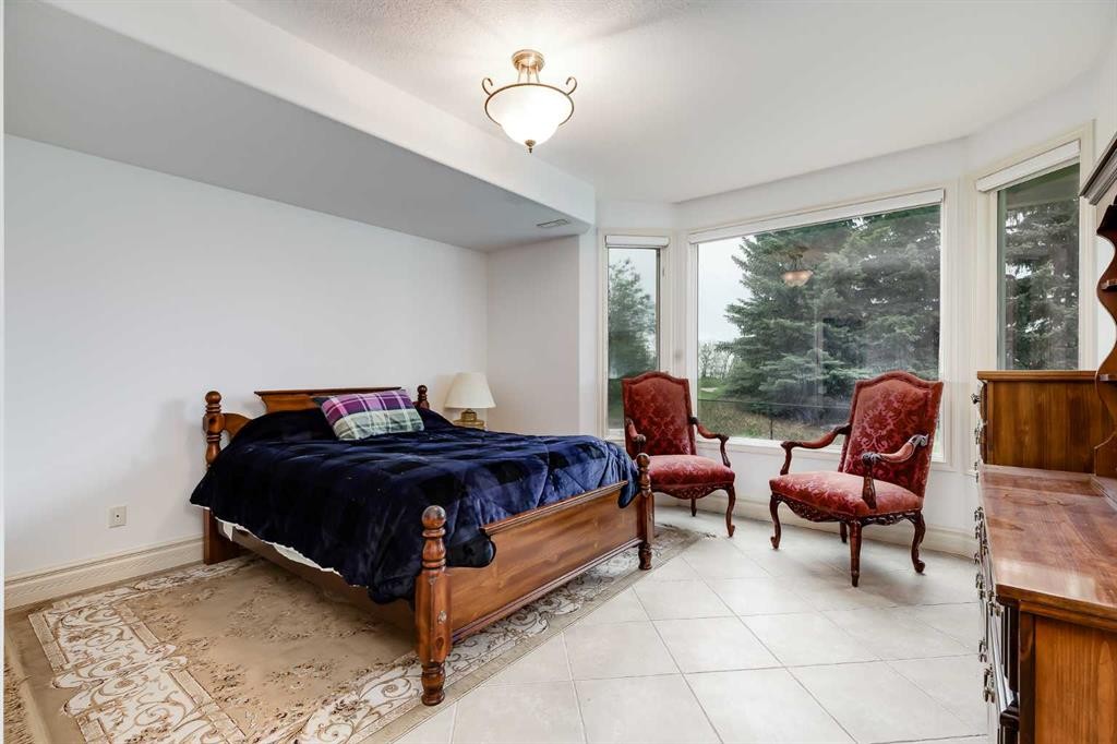 4592 Hamptons Way Nw, Calgary, AB