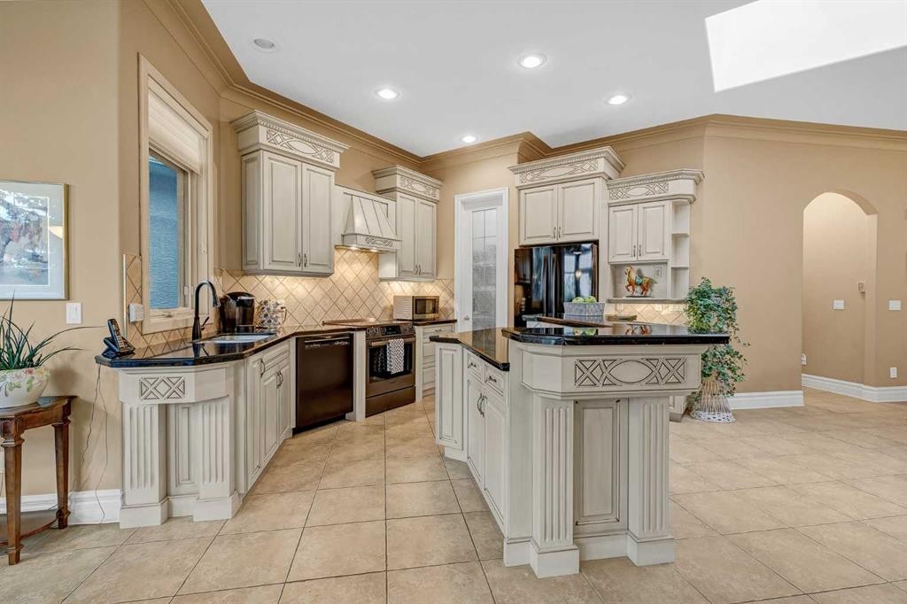 4592 Hamptons Way Nw, Calgary, AB