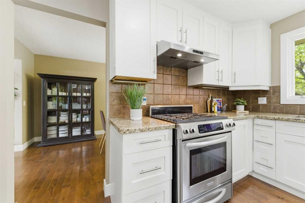 36 Varsity Estates Court Nw, Calgary, AB