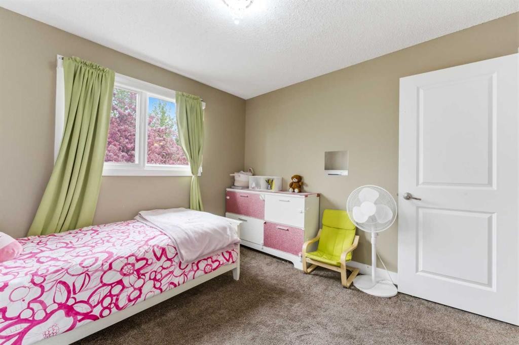 36 Varsity Estates Court Nw, Calgary, AB
