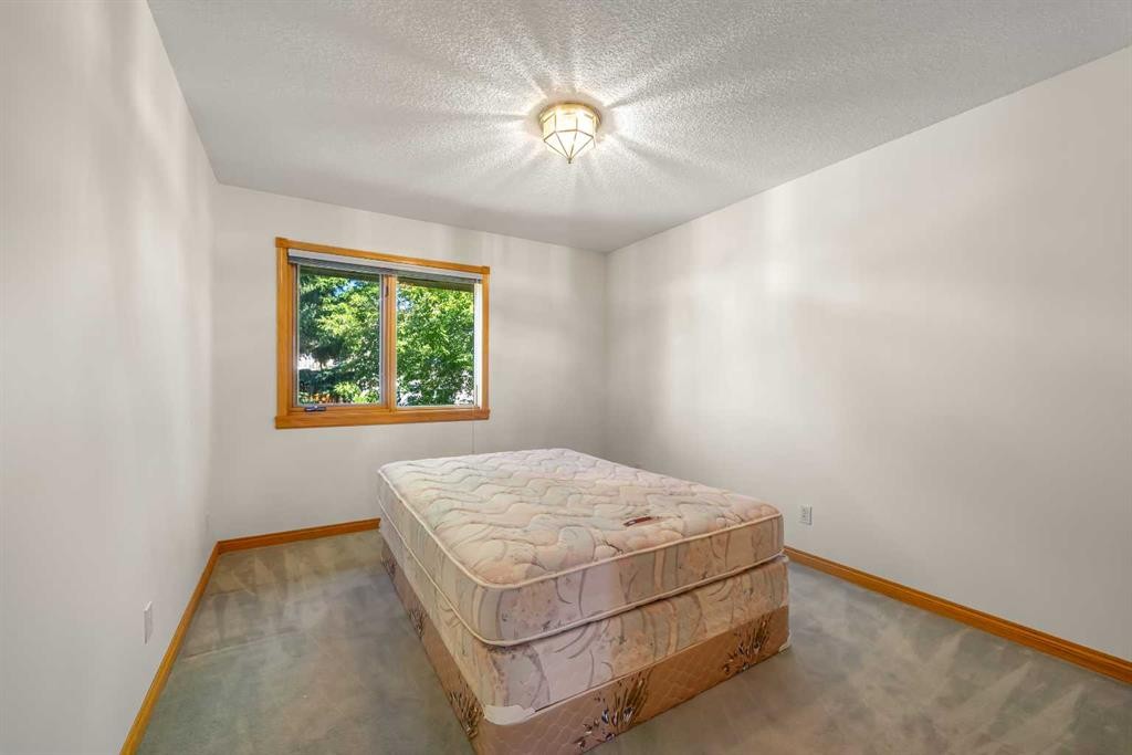 52 Edgeview Road Nw, Calgary, AB