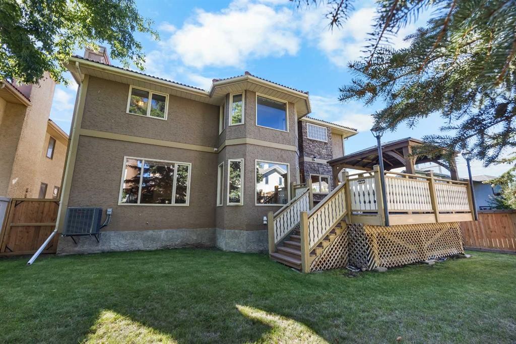 52 Edgeview Road Nw, Calgary, AB