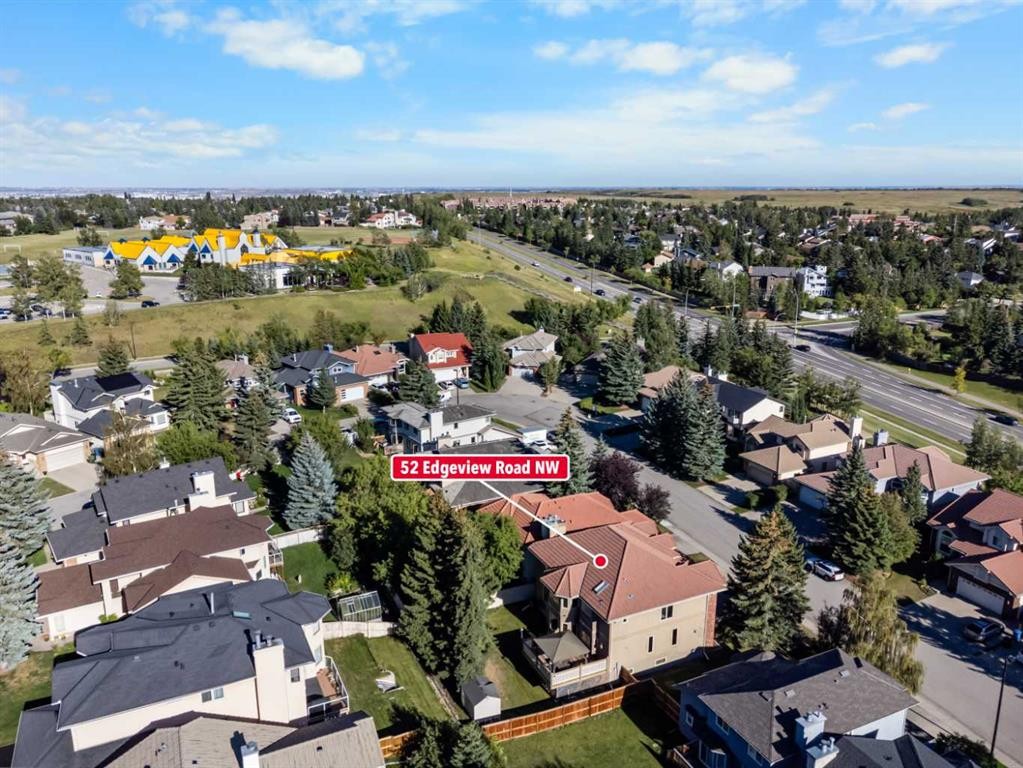 52 Edgeview Road Nw, Calgary, AB