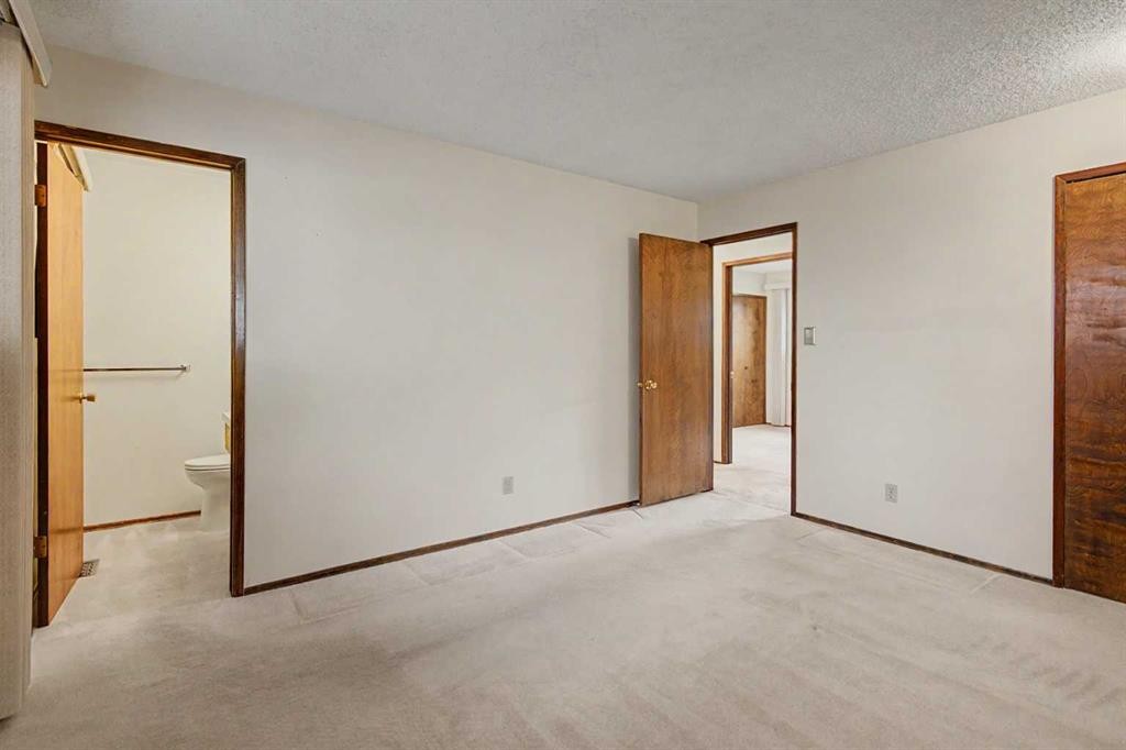 163 Lake Sylvan Close Se, Calgary, AB