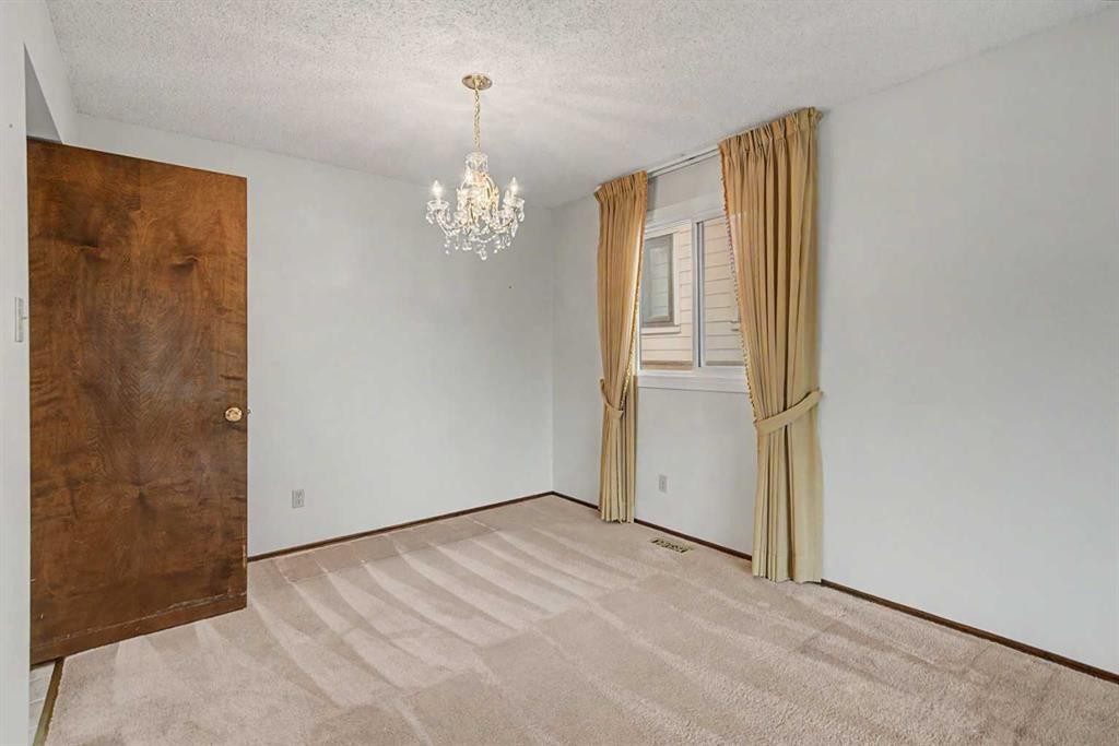 163 Lake Sylvan Close Se, Calgary, AB