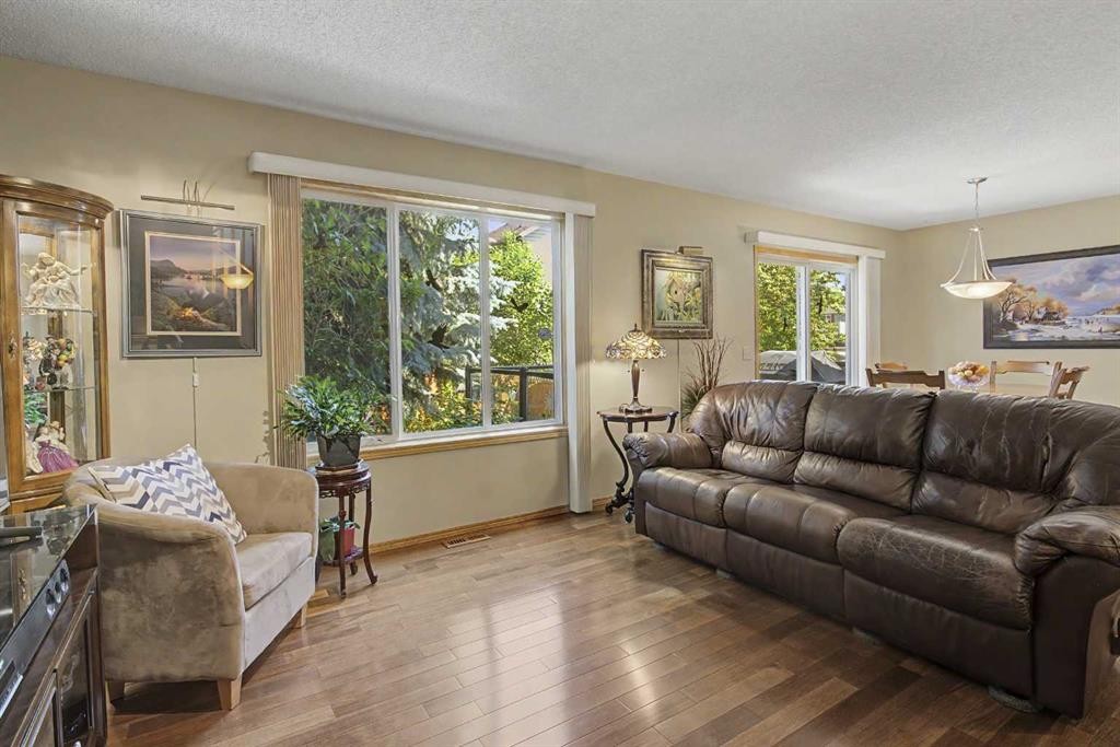 173 Cranfield Green Se, Calgary, AB