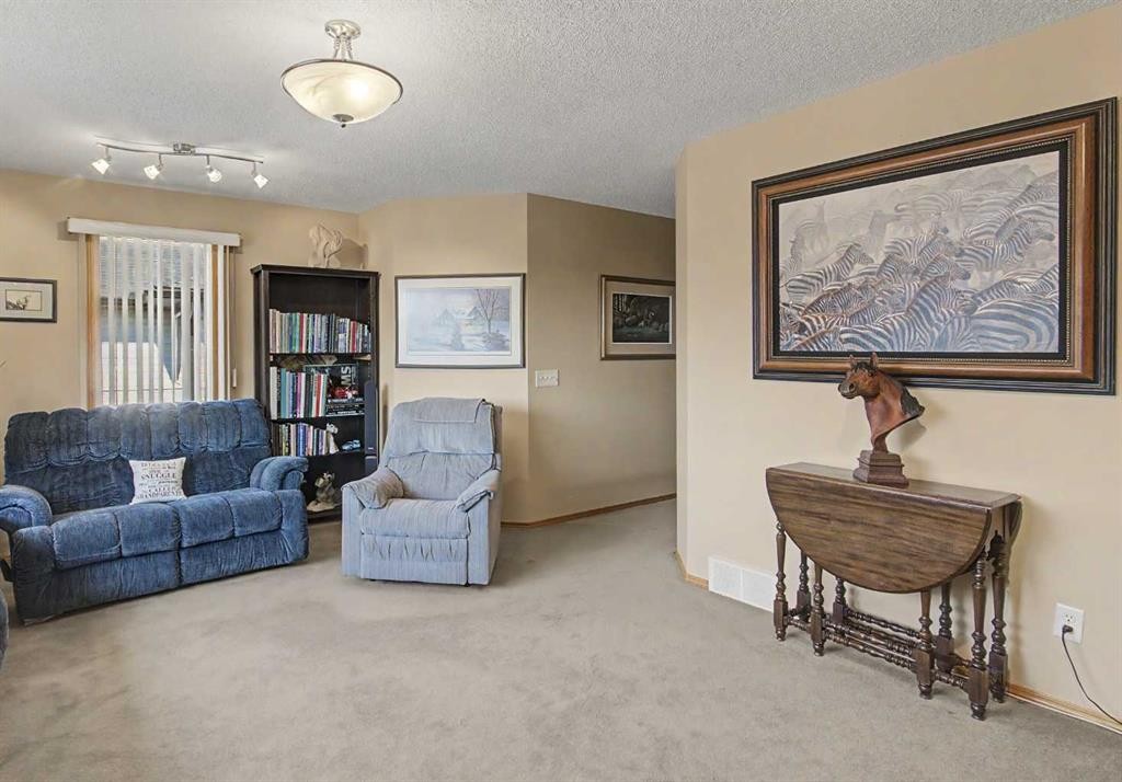 173 Cranfield Green Se, Calgary, AB