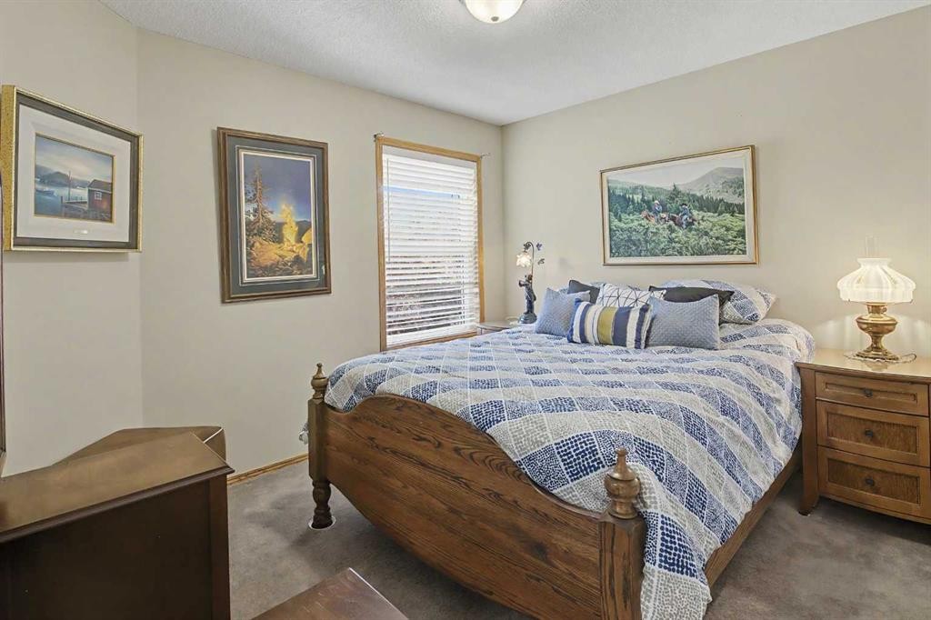 173 Cranfield Green Se, Calgary, AB