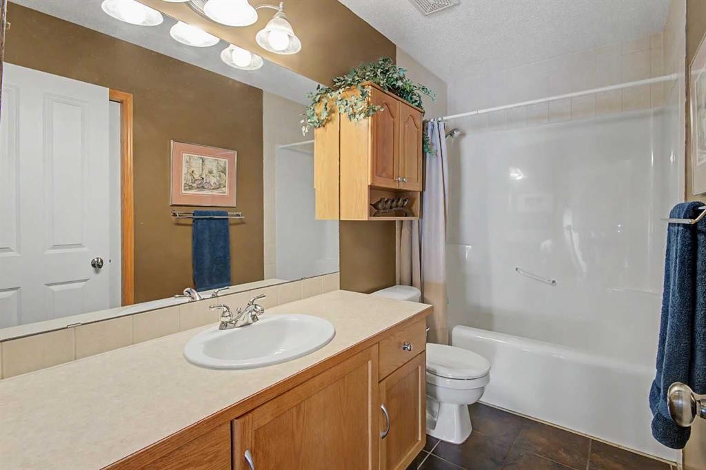 173 Cranfield Green Se, Calgary, AB