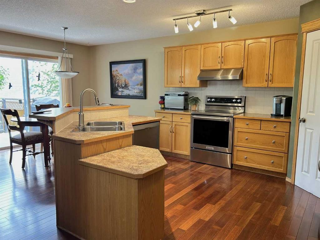 173 Cranfield Green Se, Calgary, AB