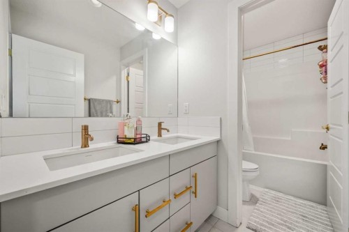 291 Legacy Mount Se, Calgary, AB 