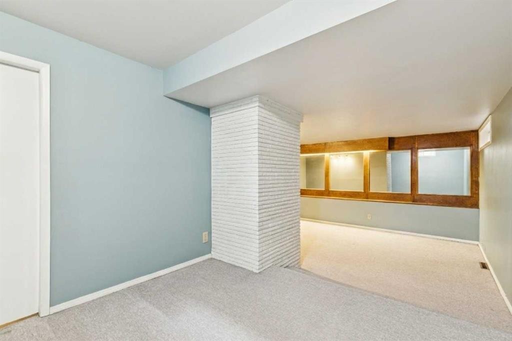 1423 75 Avenue Sw, Calgary, AB