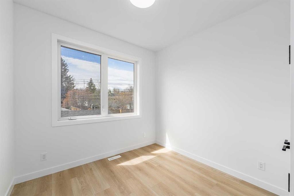 423 Hendon Drive Nw, Calgary, AB