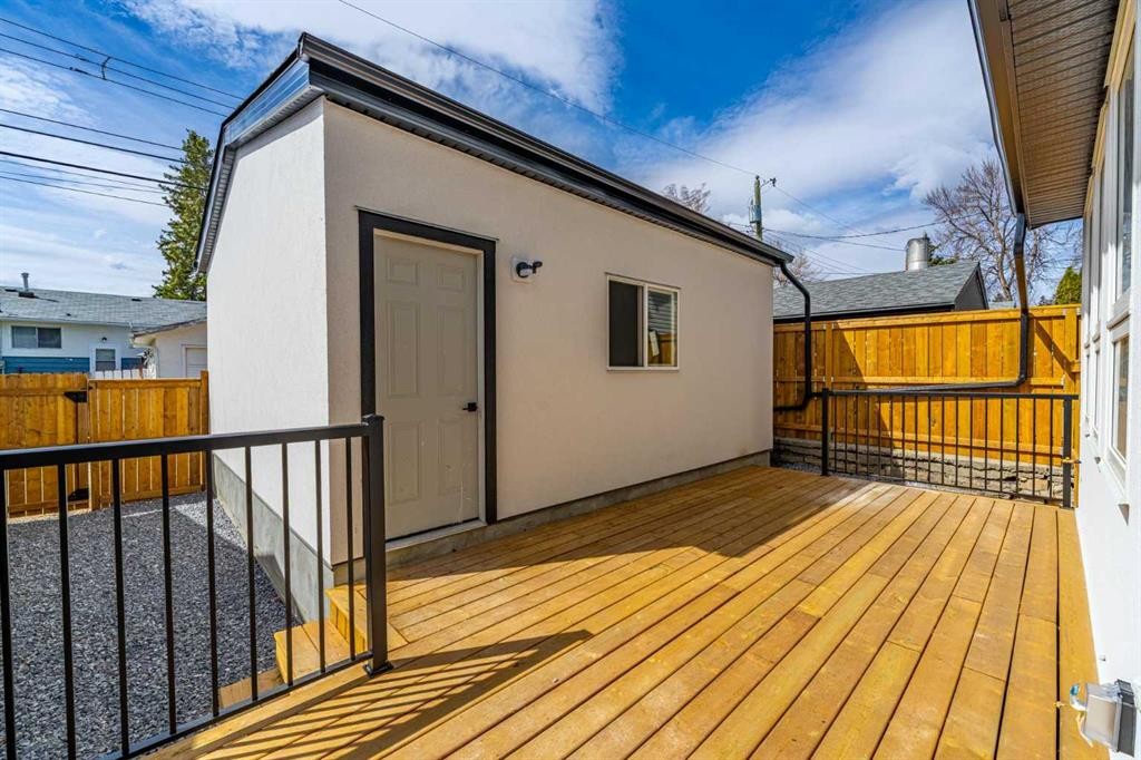423 Hendon Drive Nw, Calgary, AB
