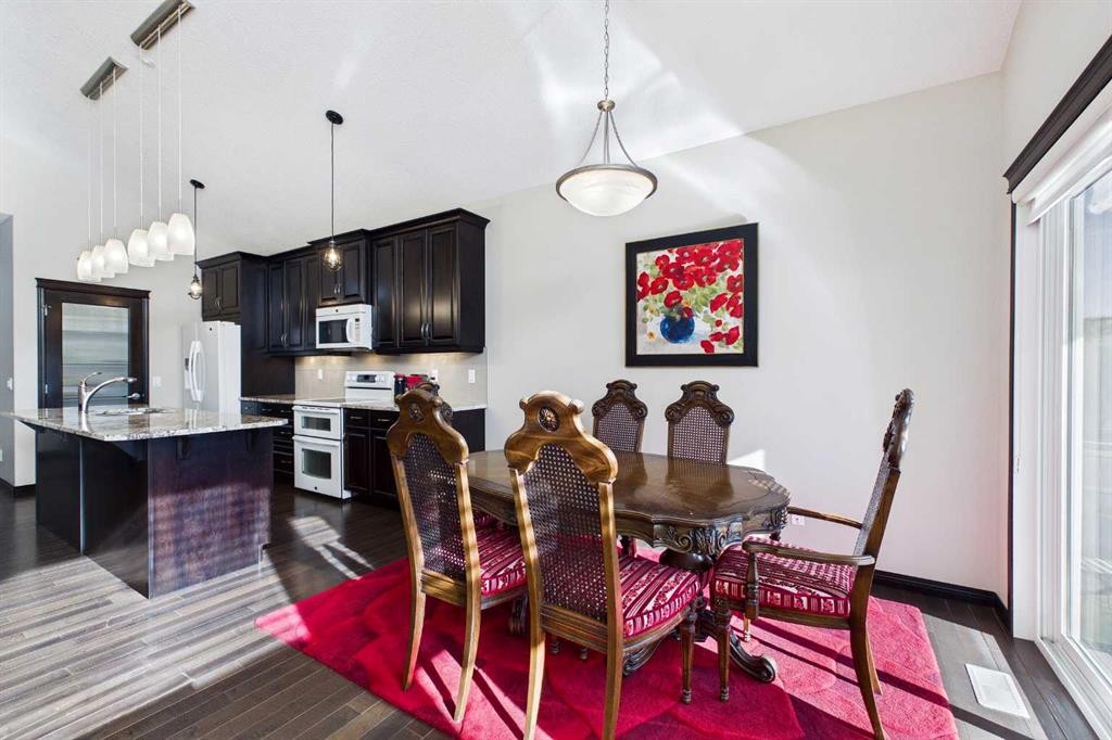 211 Valley Pointe Place Nw, Calgary, AB