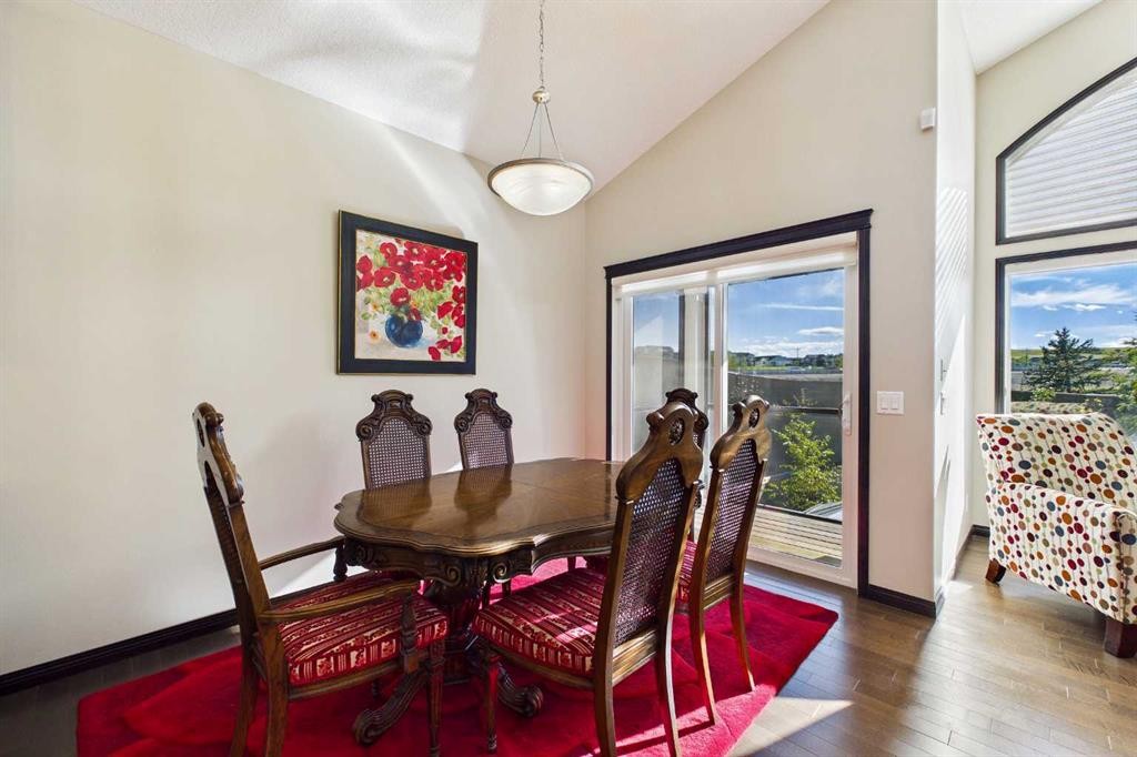 211 Valley Pointe Place Nw, Calgary, AB
