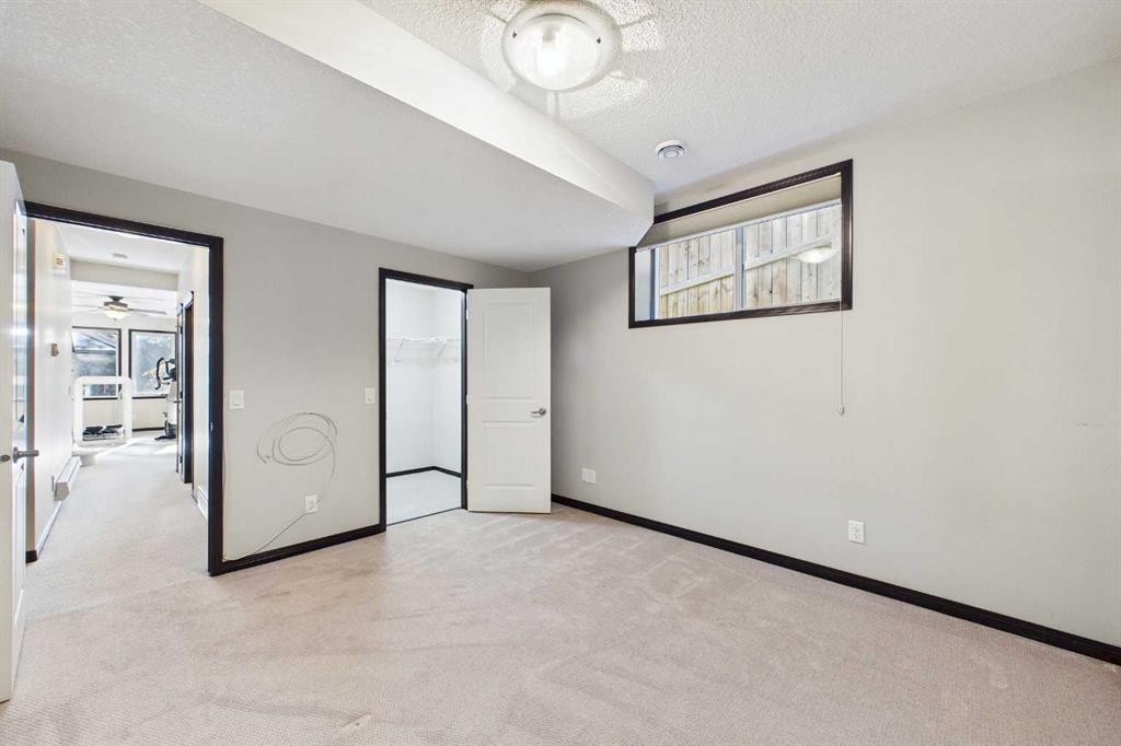 211 Valley Pointe Place Nw, Calgary, AB