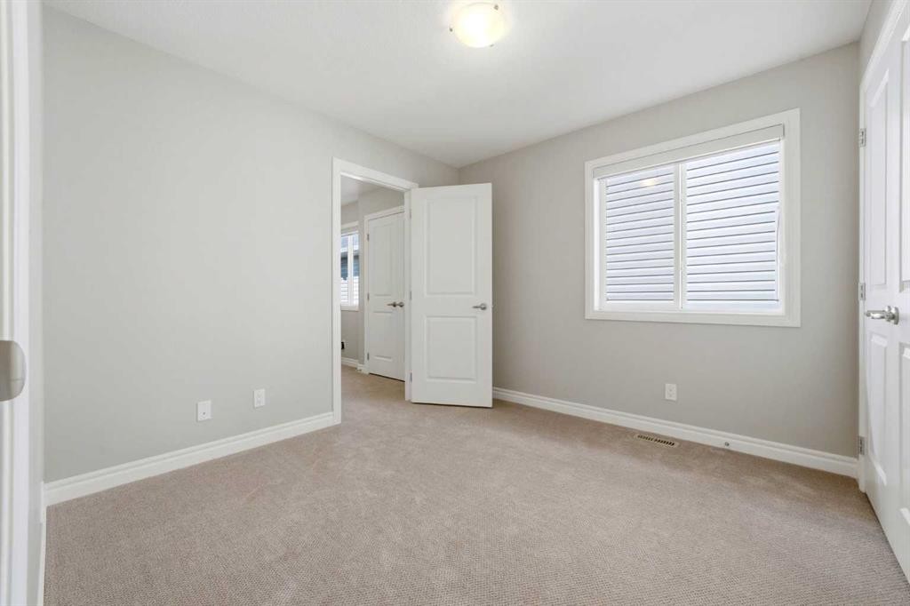 141 Evanspark Gardens Nw, Calgary, AB