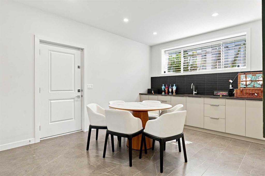 421 29 Avenue Ne, Calgary, AB