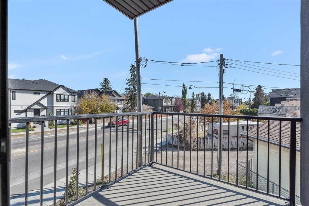 4903 Bowness Road Nw, Calgary, AB