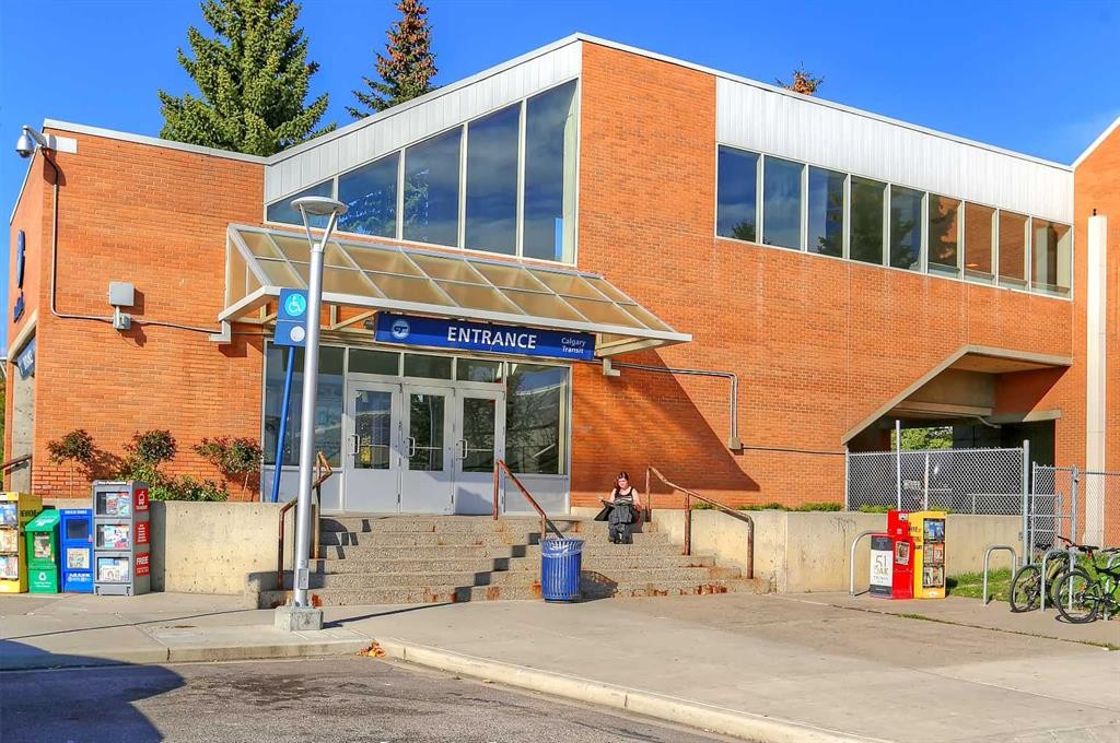 185 Springwood Drive Sw, Calgary, AB