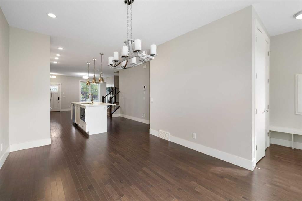 388 Quarry Park Boulevard Se, Calgary, AB