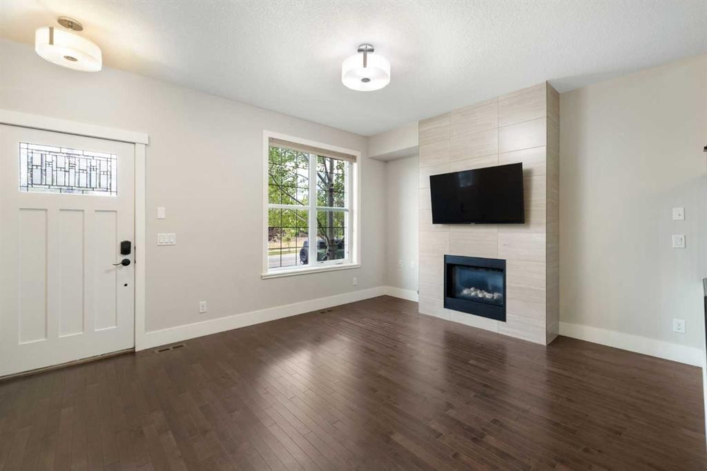 388 Quarry Park Boulevard Se, Calgary, AB