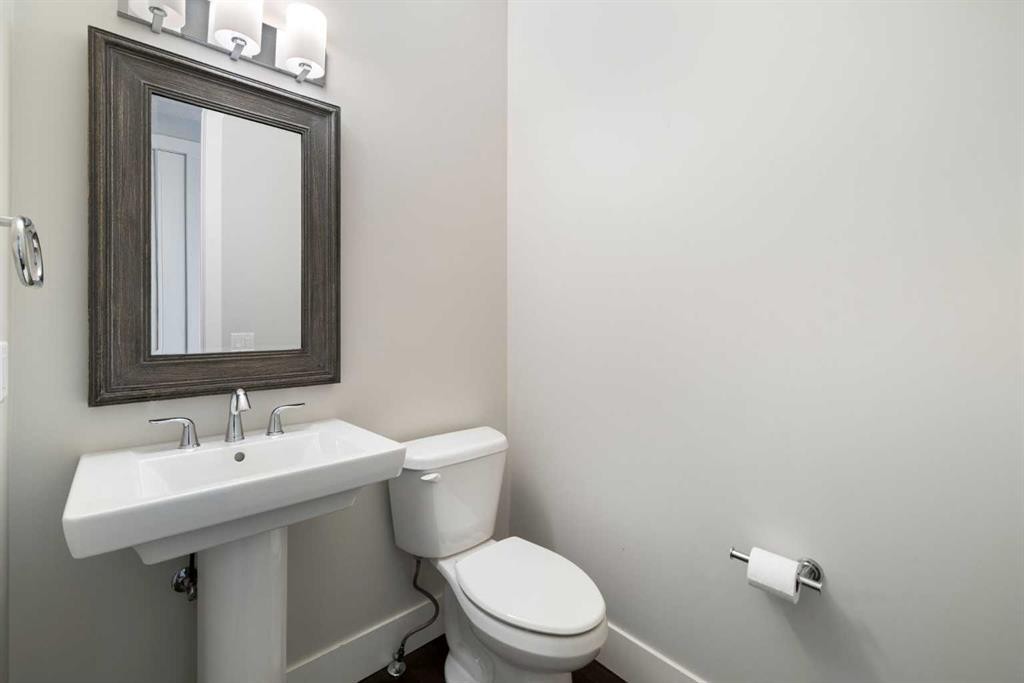 388 Quarry Park Boulevard Se, Calgary, AB
