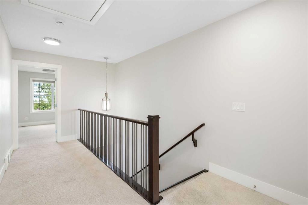 388 Quarry Park Boulevard Se, Calgary, AB