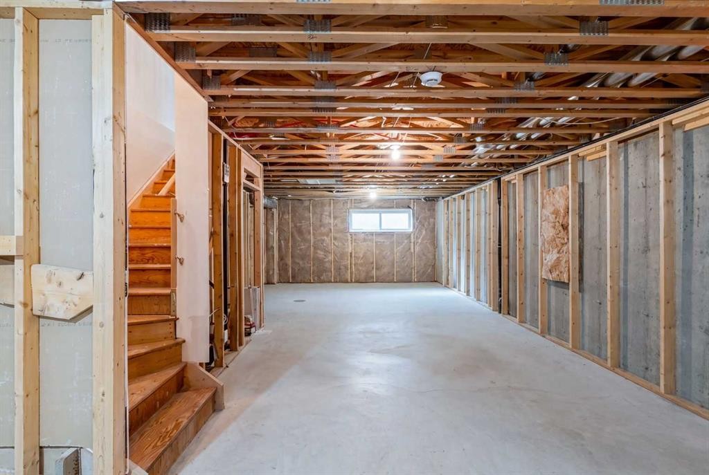 388 Quarry Park Boulevard Se, Calgary, AB
