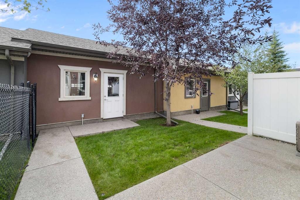 388 Quarry Park Boulevard Se, Calgary, AB