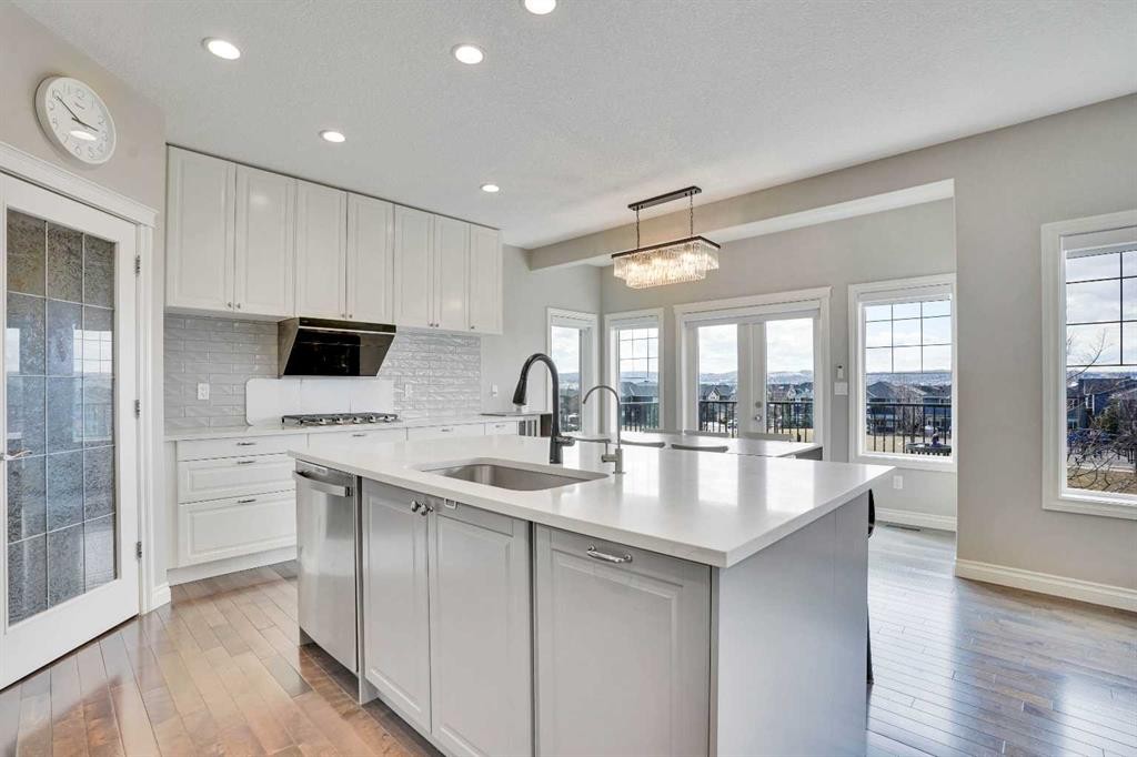 85 Evansborough Way Nw, Calgary, AB