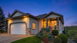 310 Gleneagles View Cochrane, AB T4C 2H4