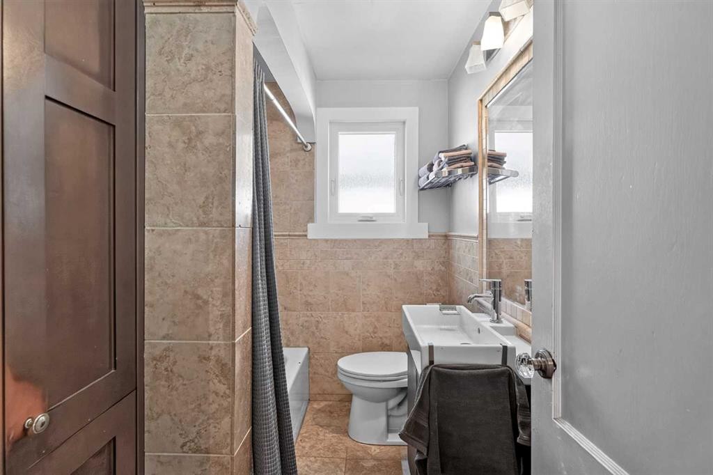 1708 50 Street Se, Calgary, AB